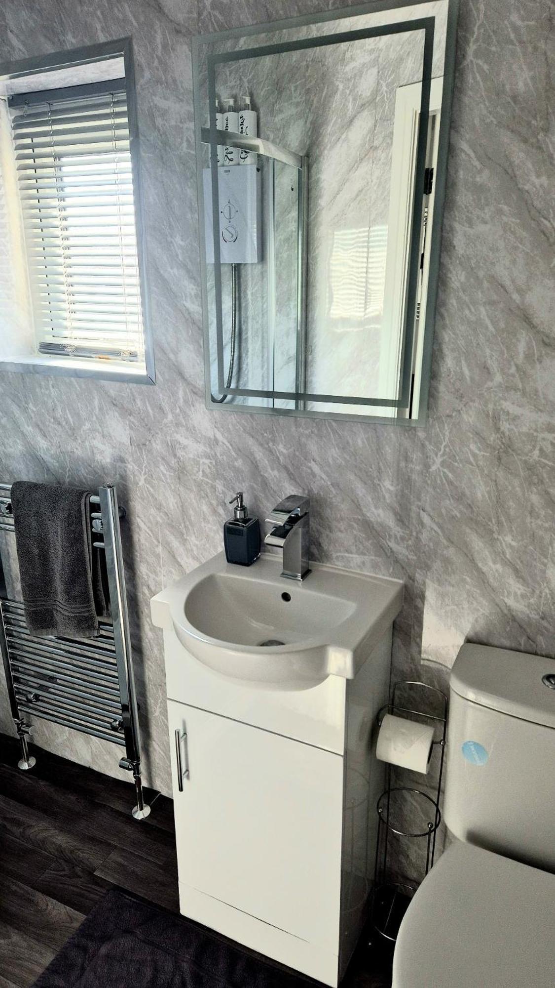 Deluxe Apartments On Mersey One Blackpool Esterno foto